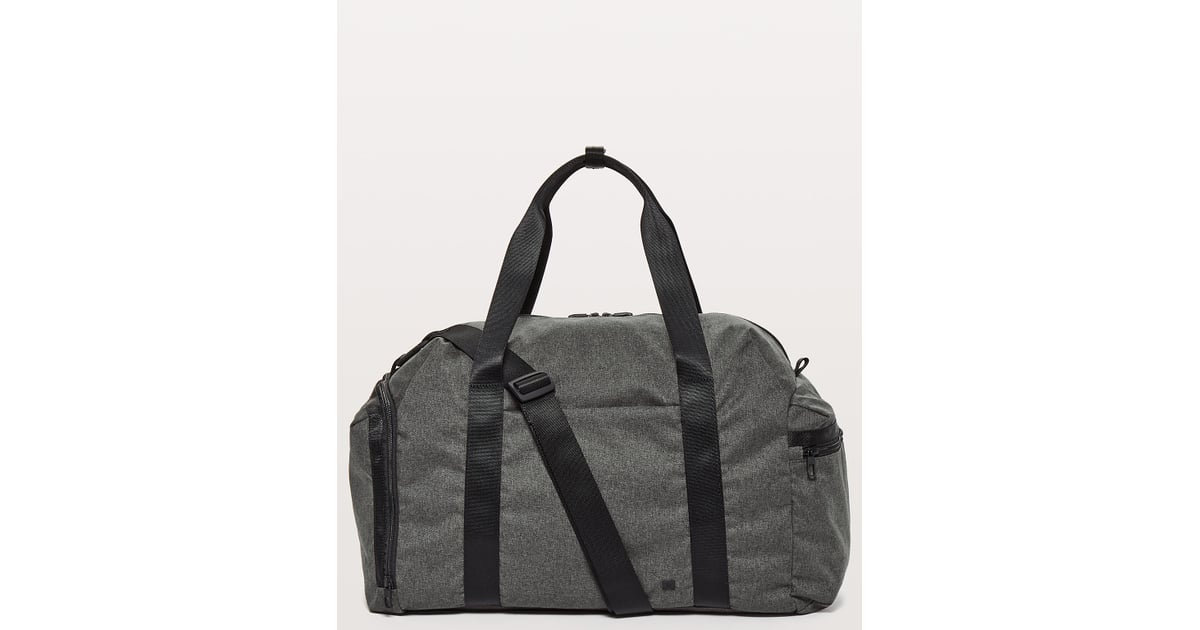 lululemon command the day duffel