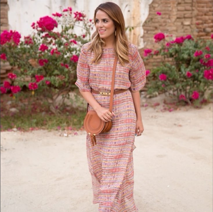 Dress up a maxi with a belt at the waist and a few great jewels. Just like that, the piece goes from daytime staple to best dressed wedding guest. 
Source: Instagram user juliahengel