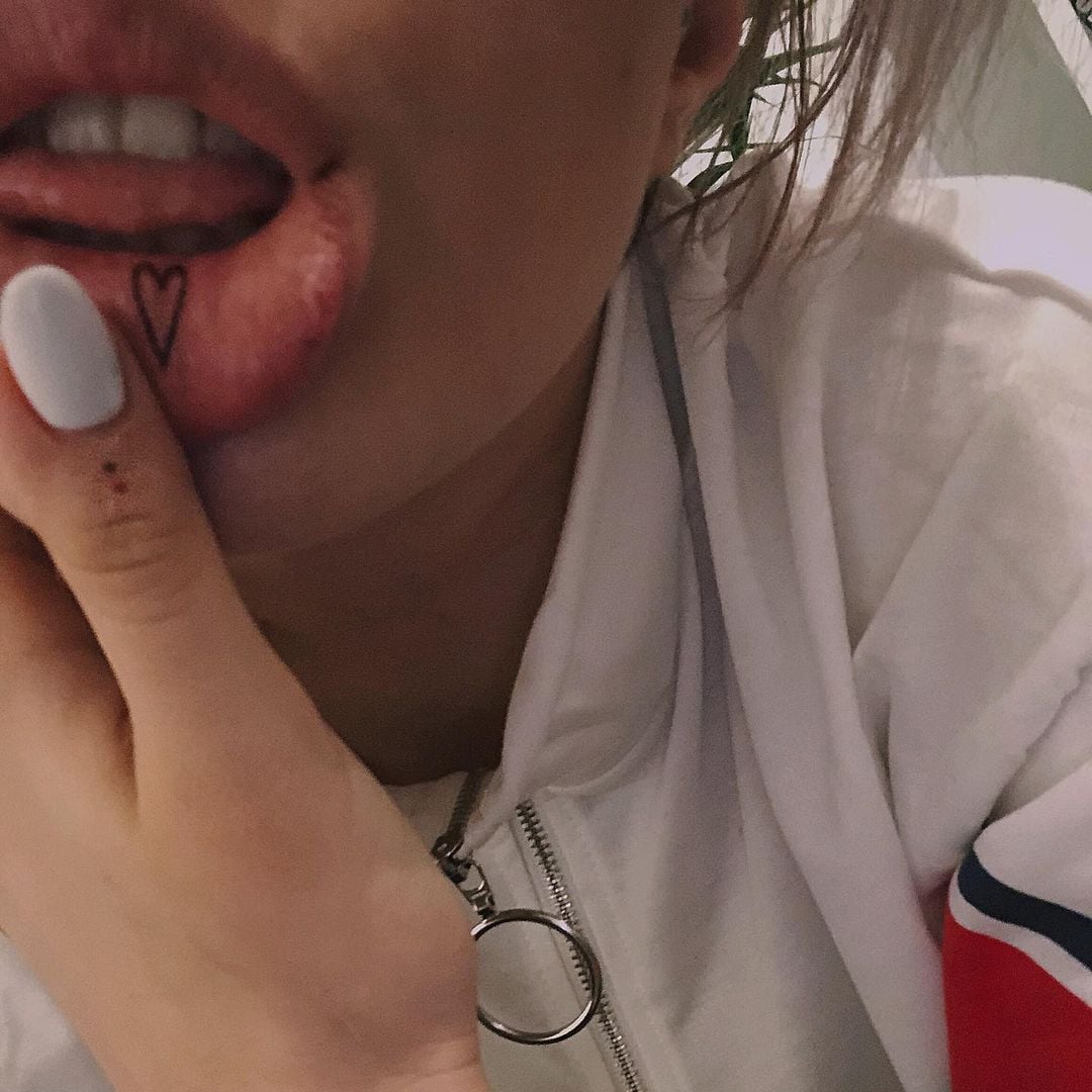 59 Painfully Cool Inner Lip Tattoos  Tattoo for a week