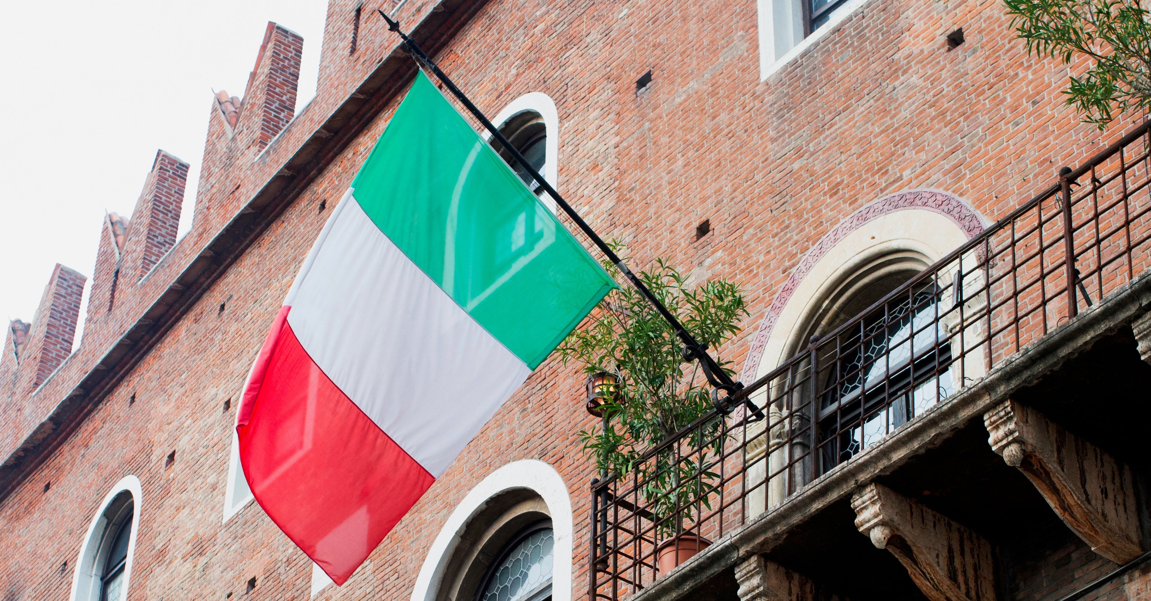 tourist-tips-for-europe-ps-smart-living