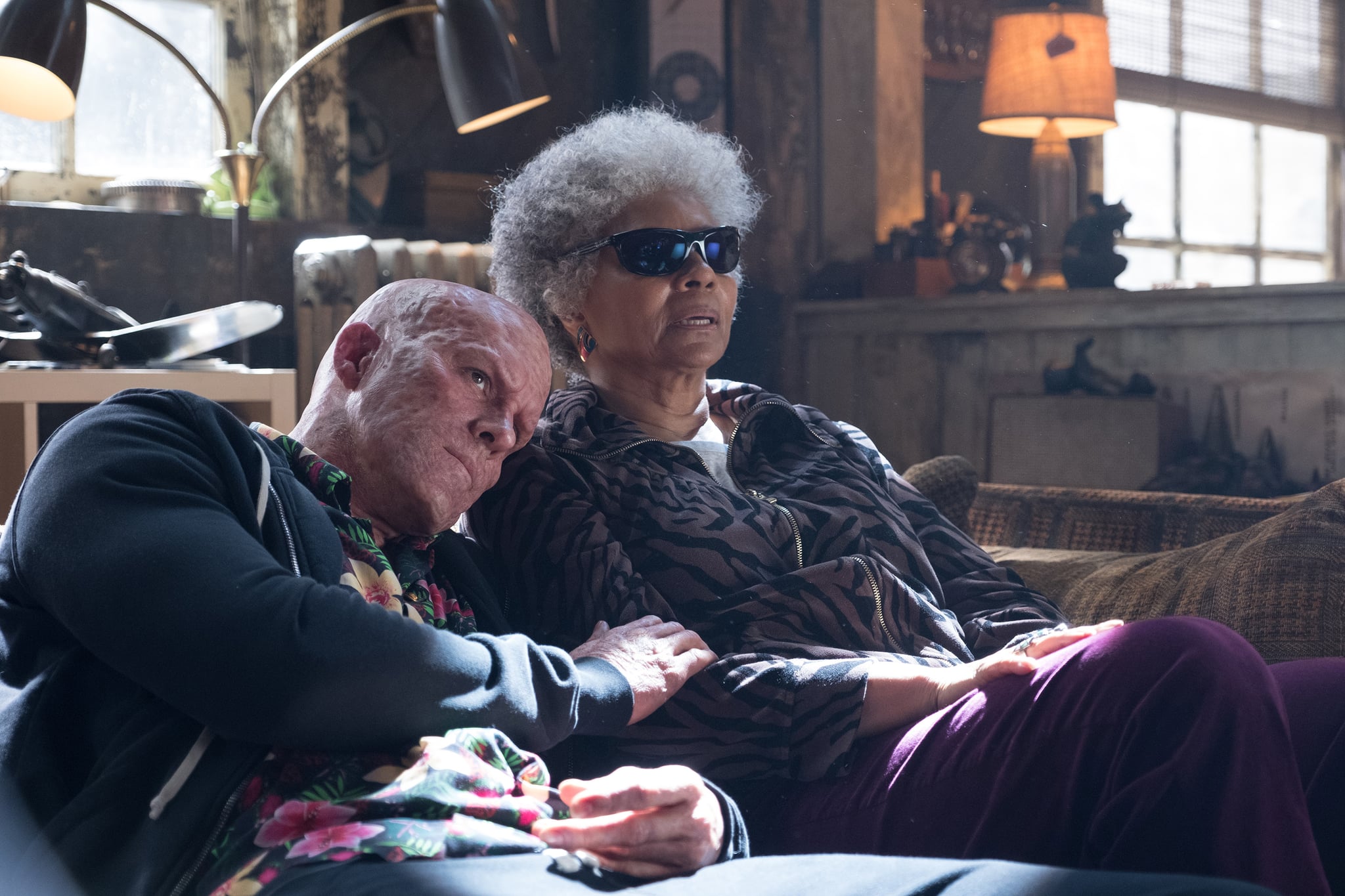 DF-09880 – Ryan Reynolds (Deadpool) and Leslie Uggams (Blind Al) in Twentieth Century Fox's DEADPOOL 2. Photo Credit: Joe Lederer.