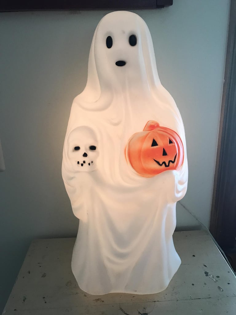 Vintage Empire Ghost Holding Skull Pumpkin