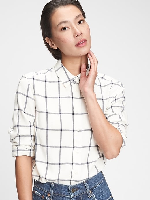Gap black button down shirt on sale