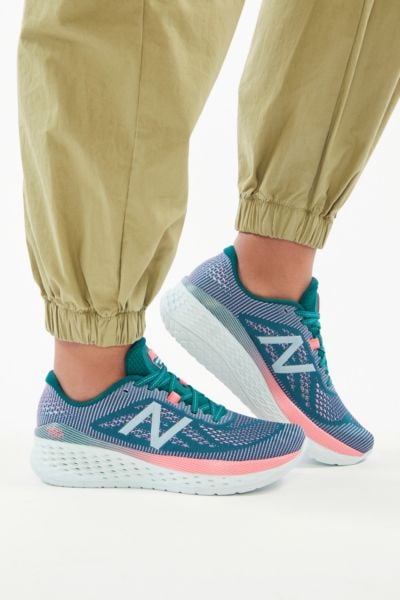 New Balance Fresh Foam More Sneakers