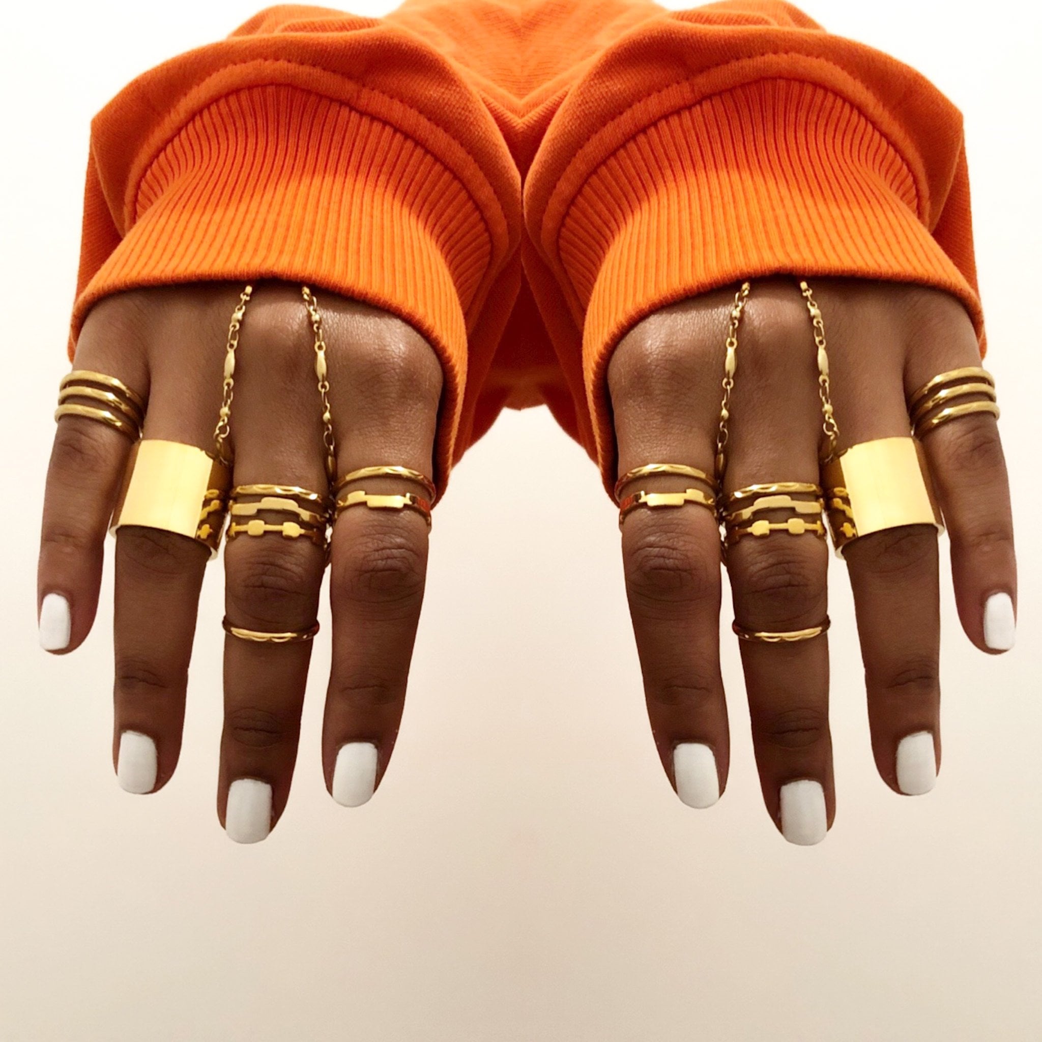 best inexpensive gifts for girlfriend