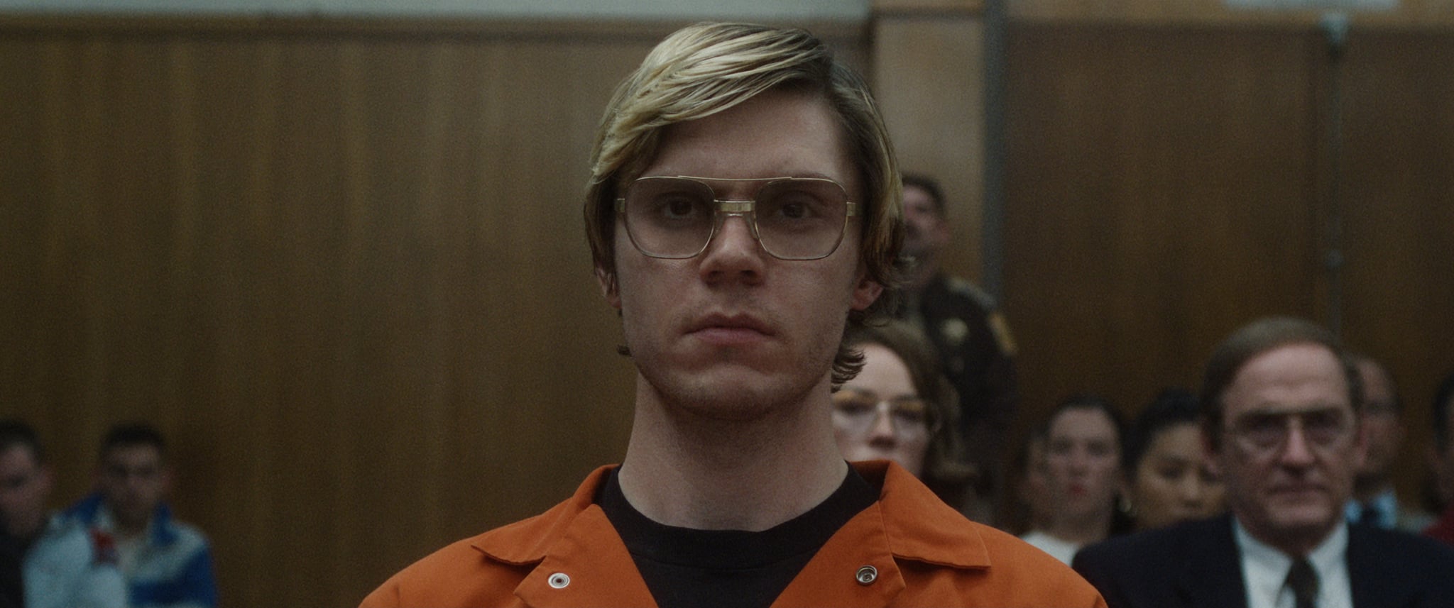 Dahmer. Monster: The Jeffrey Dahmer Story. (L to R) Evan Peters as Jeffrey Dahmer, Molly Ringwald as Shari, Richard Jenkins as Lionel Dahmer in episode 108 of Dahmer. Monster: The Jeffrey Dahmer Story. Cr. Courtesy Of Netflix  2022