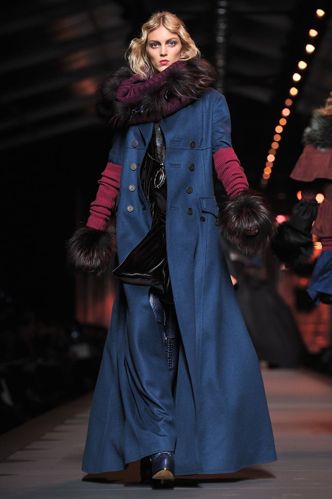 Fall 2011 Paris Fashion Week: Christian Dior 2011-03-04 10:28:00 Fall 2011 Paris Fashion Week: Christian Dior 2011-03-04 10:28:00