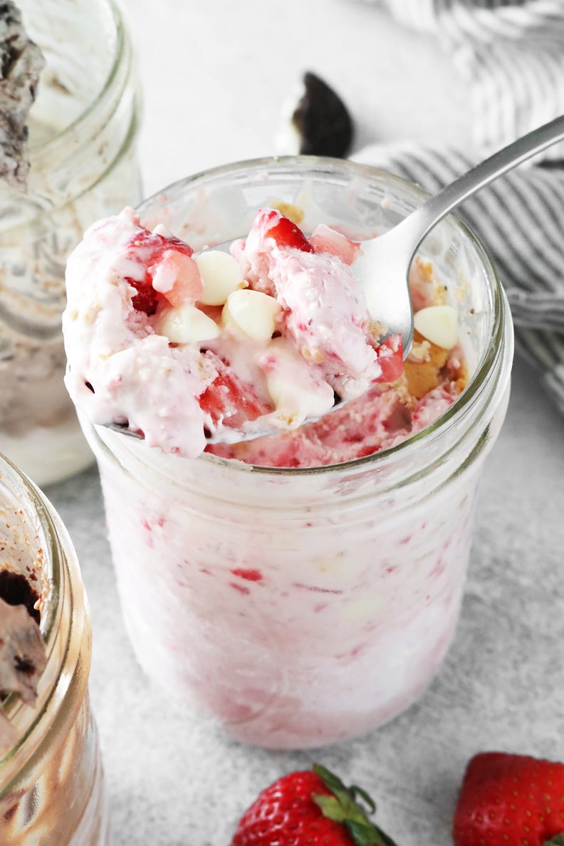 Strawberry cheesecake mason jar ice cream