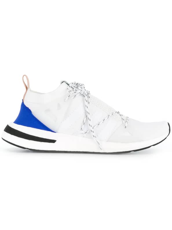 Kendall Jenner Sneakers 2018 POPSUGAR Fashion