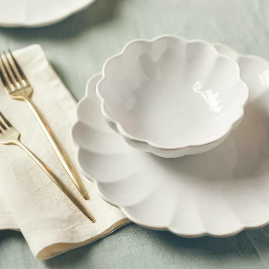 Dinnerware and Glassware Sets Your Dining Table Deserves
