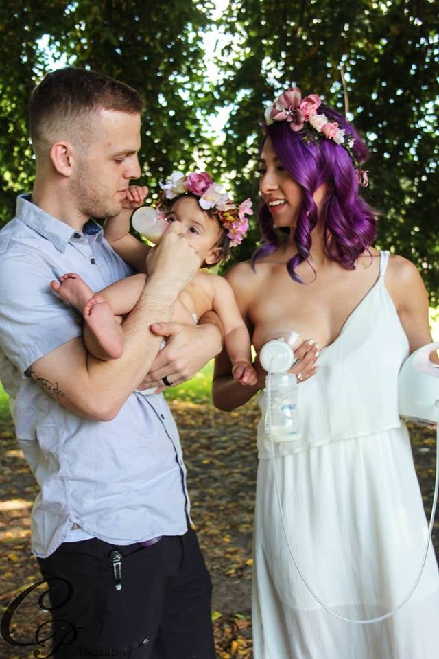 Woman Celebrates Other Moms With Breastfeeding Photo Shoot