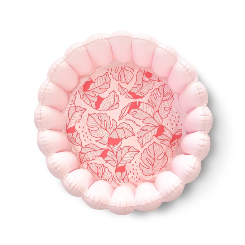 A Scallop Inflatable Pool: Minnidip Tufted Pool