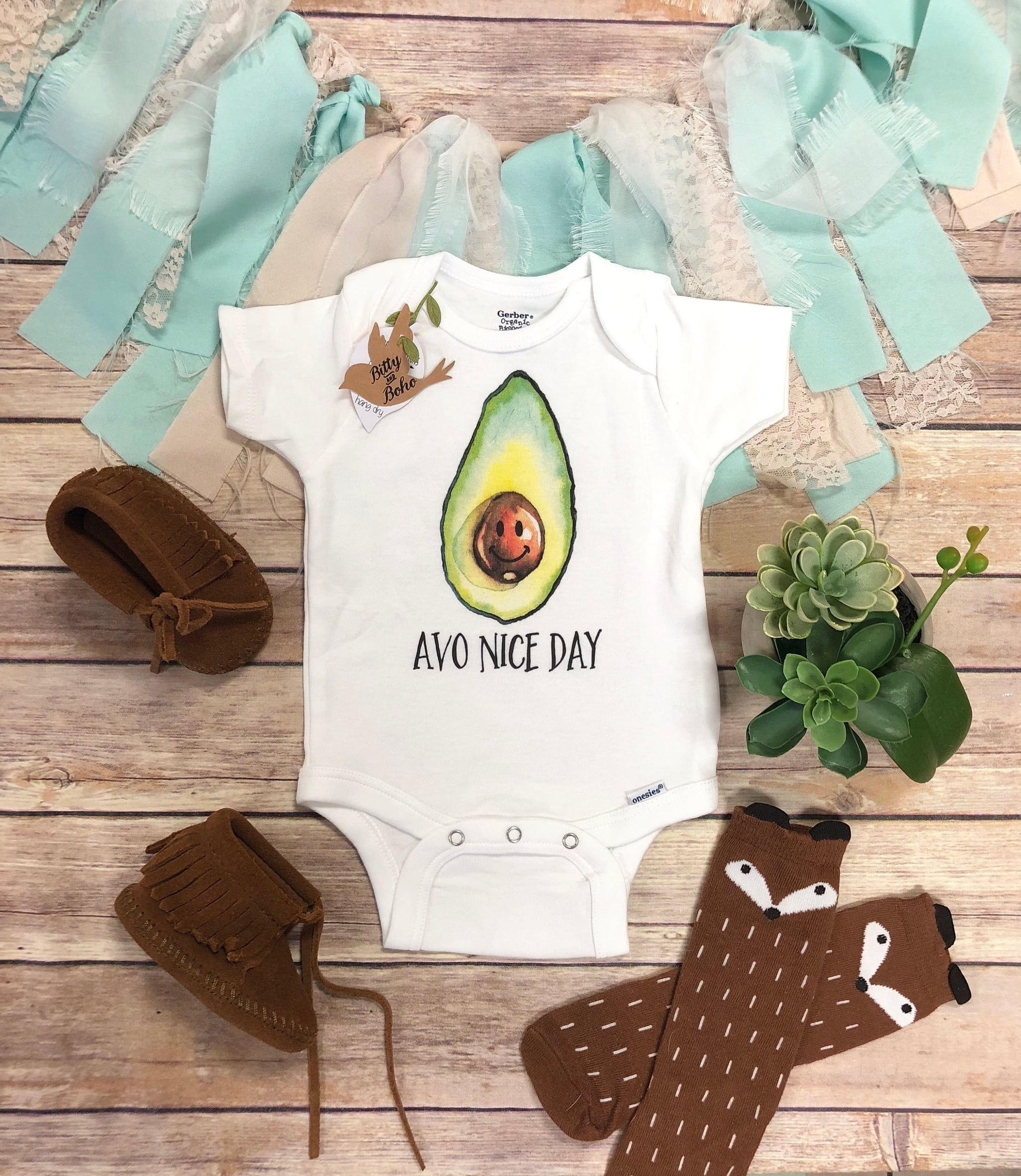Avocado onesie baby 2025