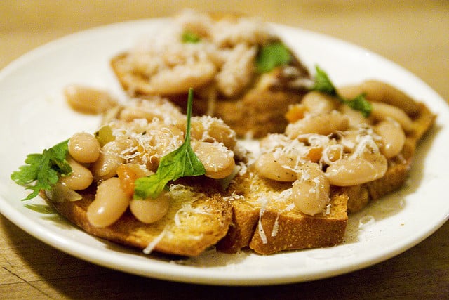 Kale and White Bean Crostini