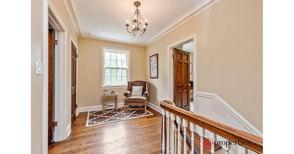 Sixteen Candles House For Sale POPSUGAR Home Photo 20