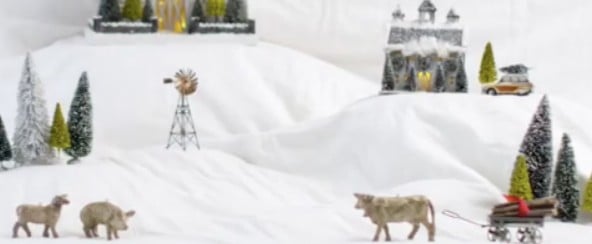 Joanna Gaines' Favorite Holiday Decor