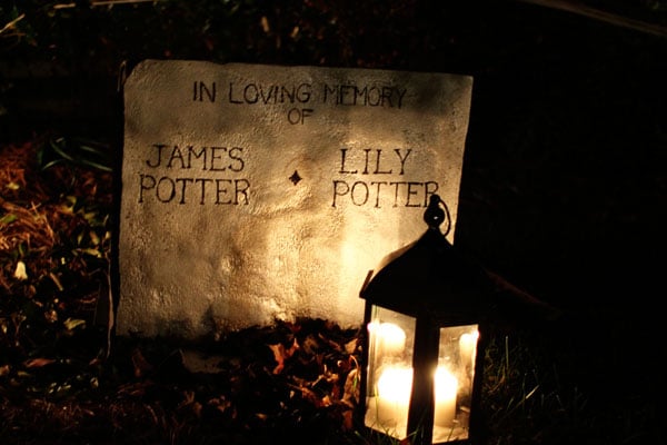 Go to Hogwarts With This Harry Potter Halloween Party