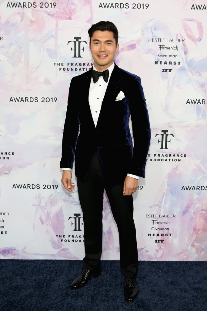 Henry Golding = 6′1″