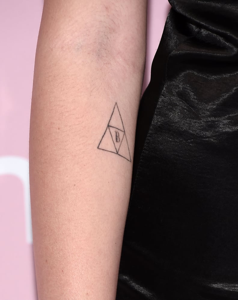 Noah Cyrus's Triforce Symbol Tattoo
