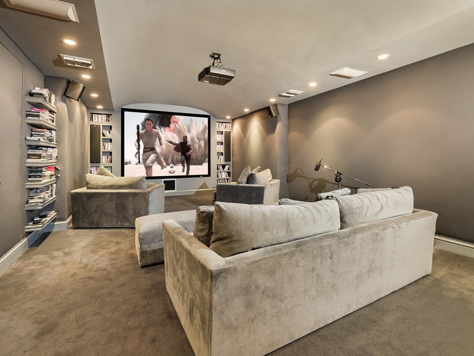 One Direction's Louis Tomlinson Buys a New Home in LA