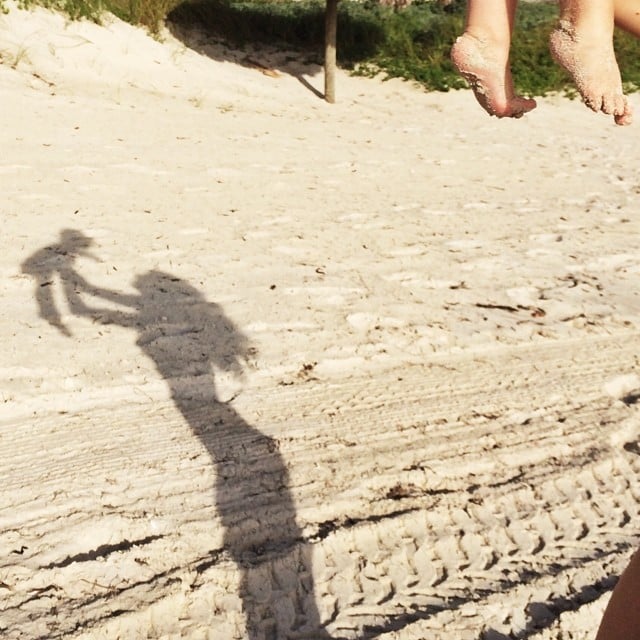 Gisele Bundchen at the Beach in Costa Rica | Pictures