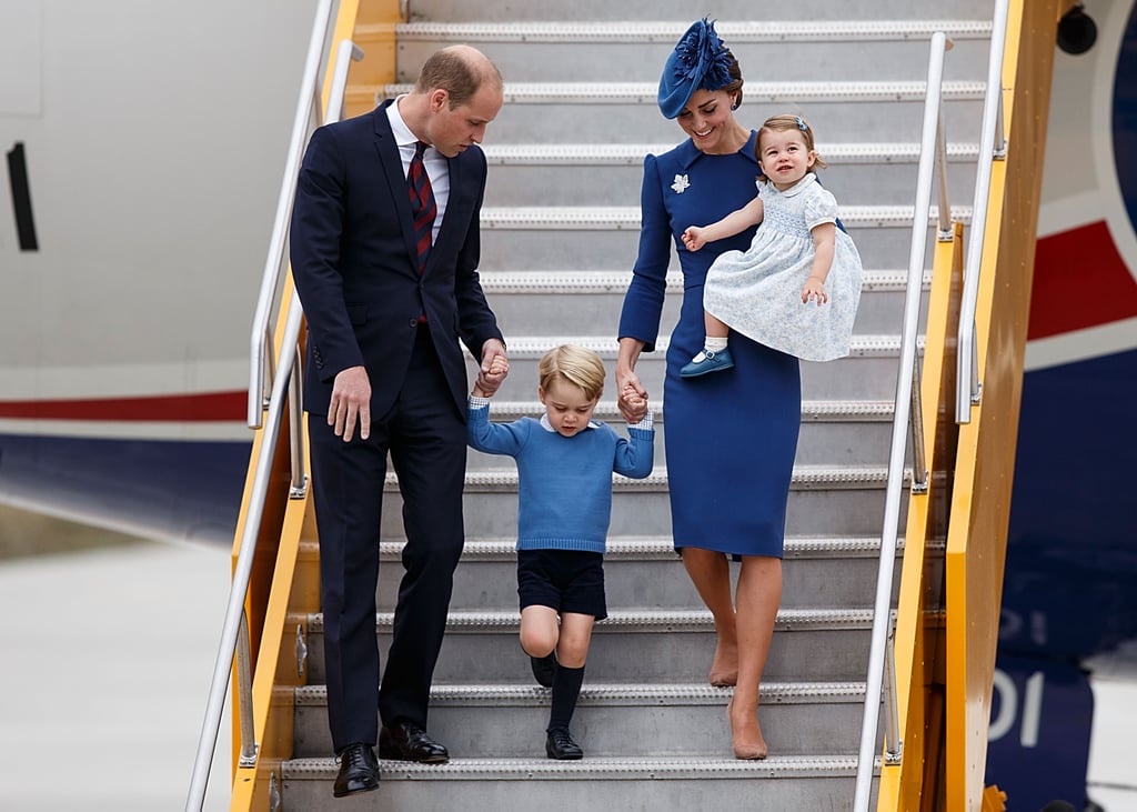 For their 2016 Canadian tour, the entire brood stepped out in style in their color-coordinated blue ensembles.