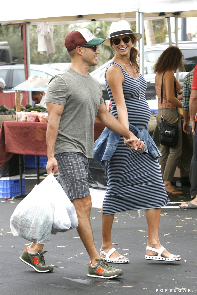 Pregnant Stacy Keibler at Farmers Market 2014 | Pictures