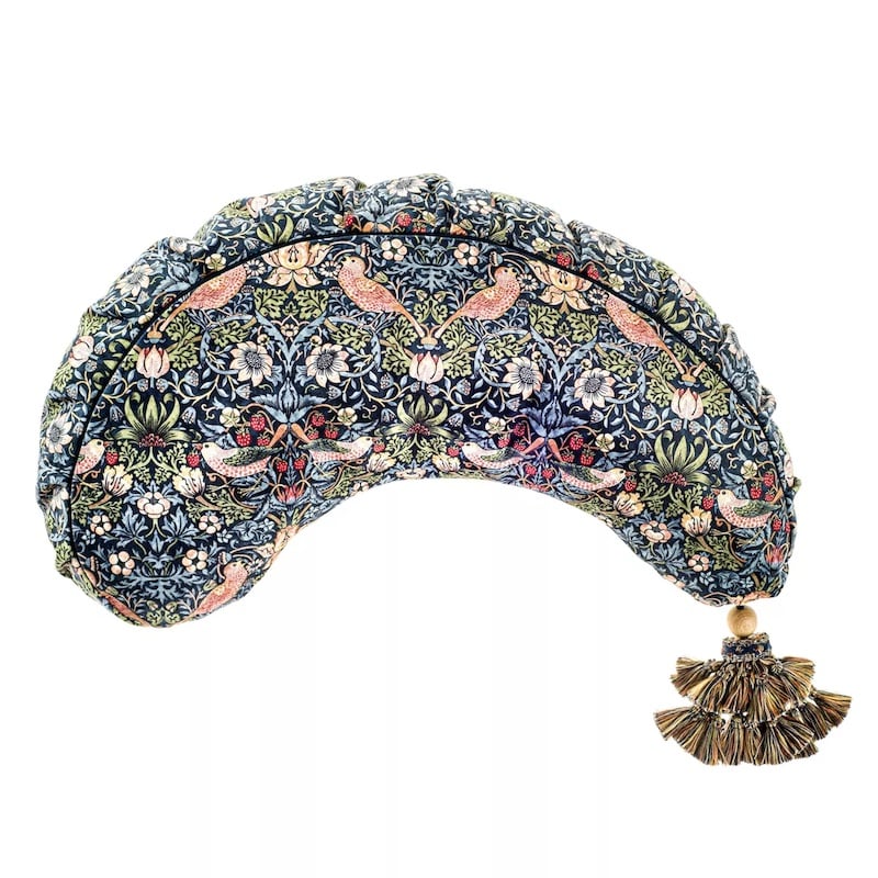 Best nursing pillow uk hot sale