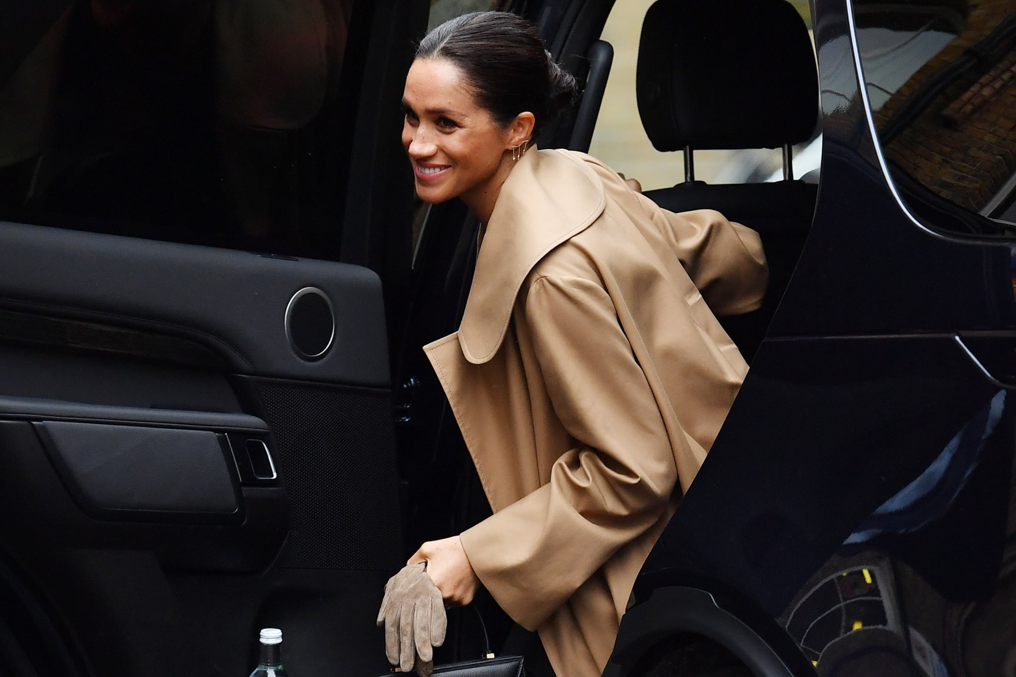 Meghan, Duchess of Sussex arrives at St Charles hospital in west London to visit Smart Works, a charity to which she has become patron on January 10, 2019. (Photo by Ben STANSALL / AFP)        (Photo credit should read BEN STANSALL/AFP/Getty Images)