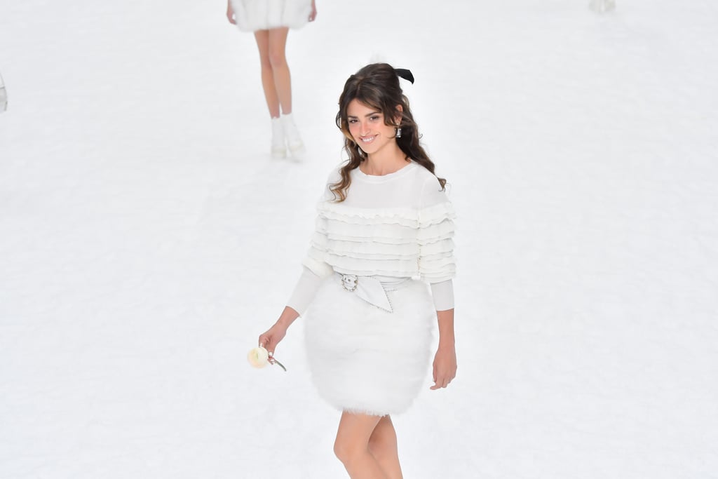 Penélope Cruz in Karl Lagerfeld's Final Chanel Show 2019 Penélope Cruz in Karl Lagerfeld's Final Chanel Show 2019