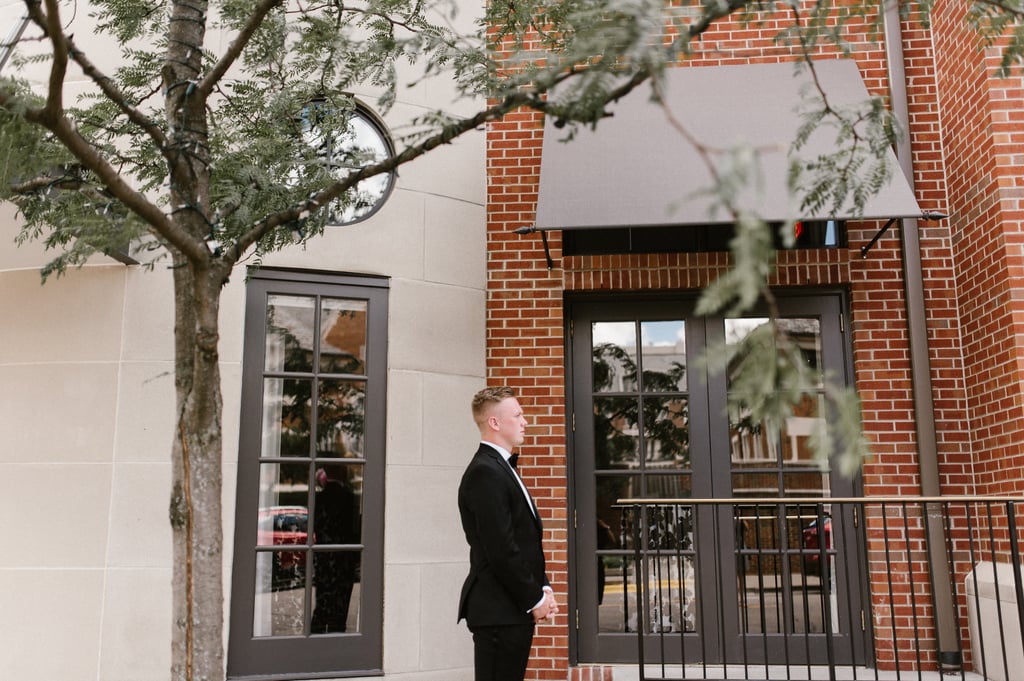 Minimalist Michigan Wedding
