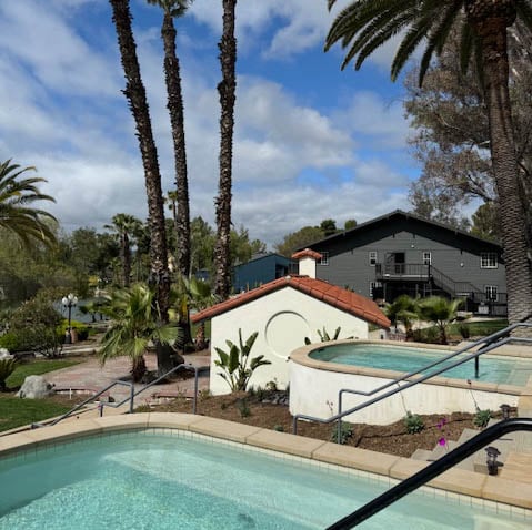 hot springs review, beauty benefits of hot springs