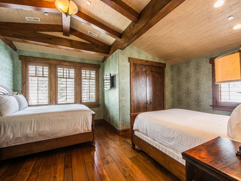 Nina Dobrev's Park City, UT, Airbnb Cabin