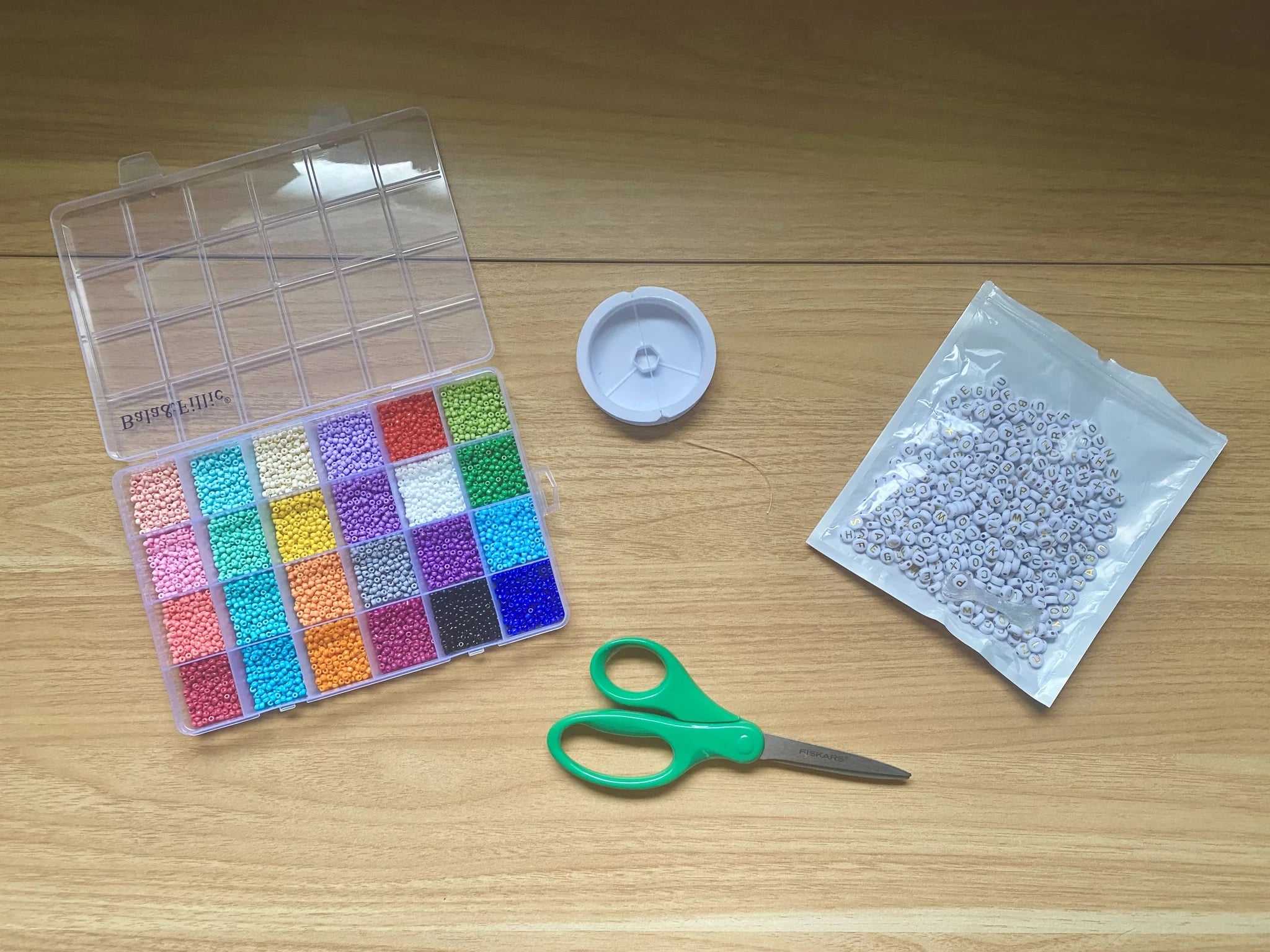Supplies to make cheap friendship bracelets