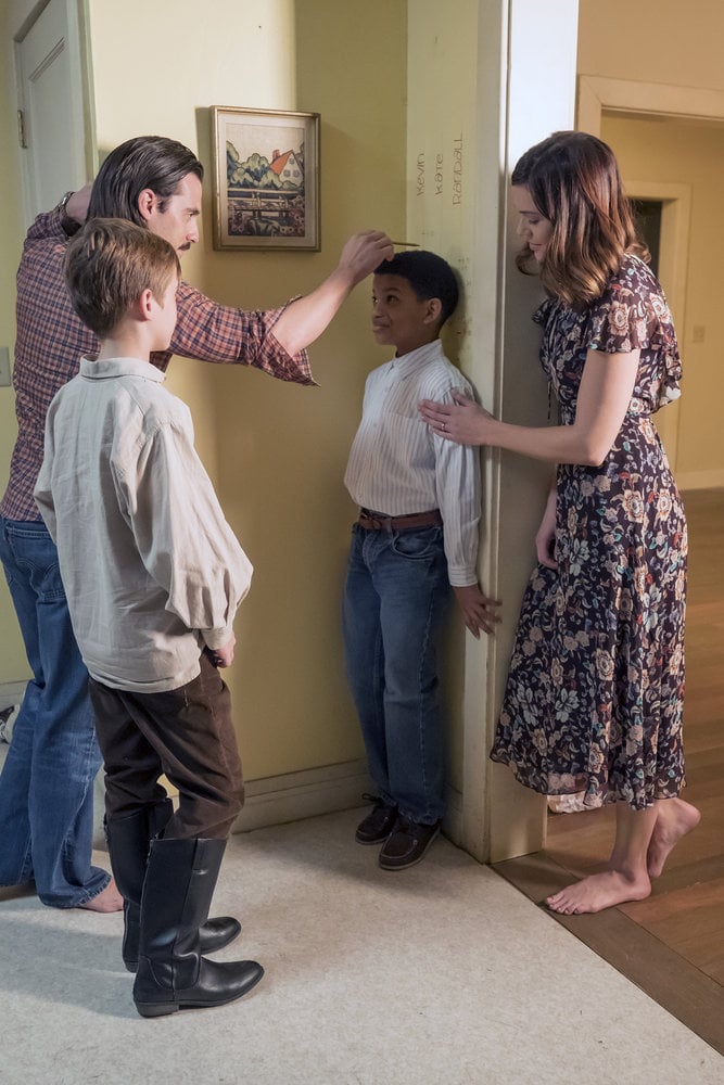Mandy Moore S Style In This Is Us Popsugar Fashion