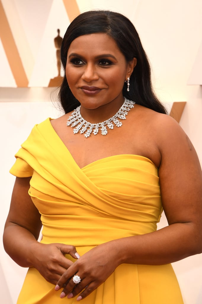 Mindy Kalings 2020 Oscars Necklace Came With Security Popsugar Fashion Photo 2 