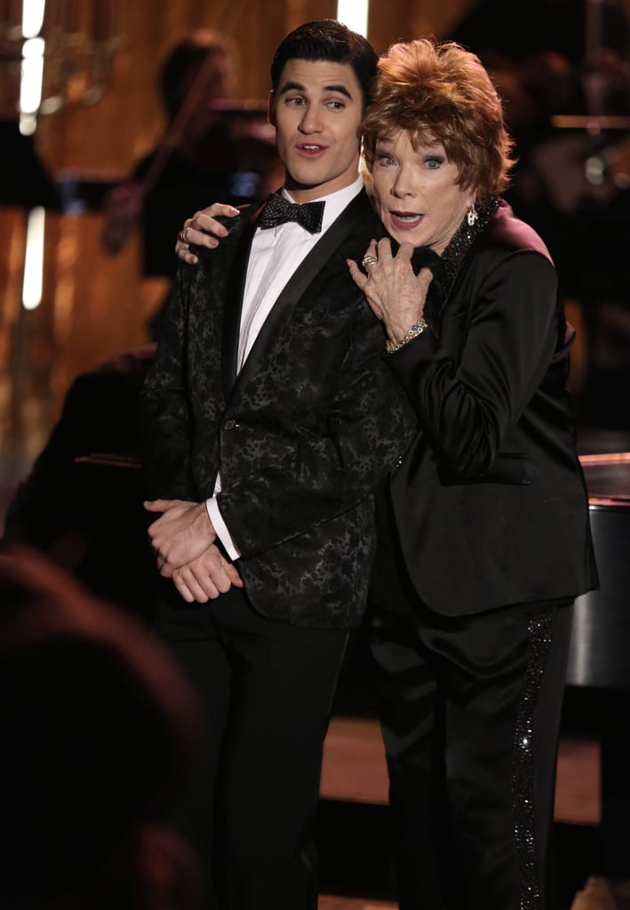 Blaine (Darren Criss) and June Dolloway (guest star Shirley MacLaine) perform.