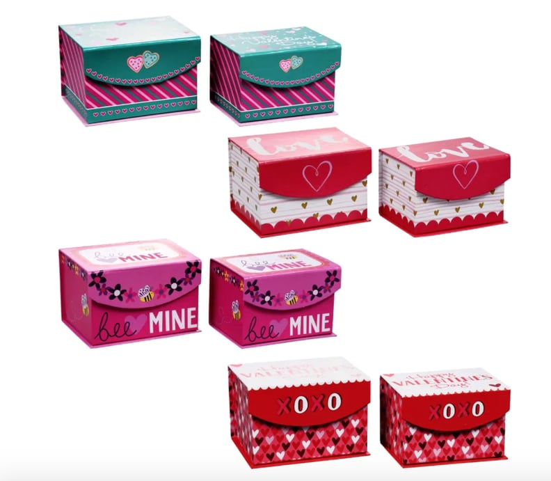 Nesting Valentine’s Day Gift Boxes With Flip-Top Lids