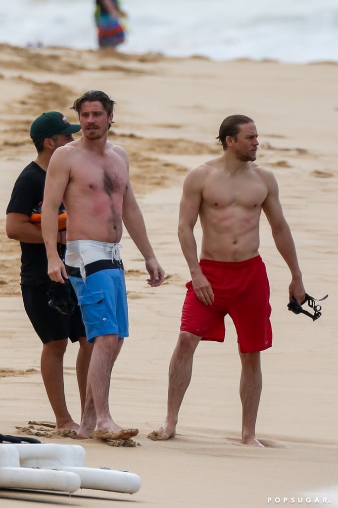 Shirtless-Charlie-Hunnam-Hawaii-Pictures