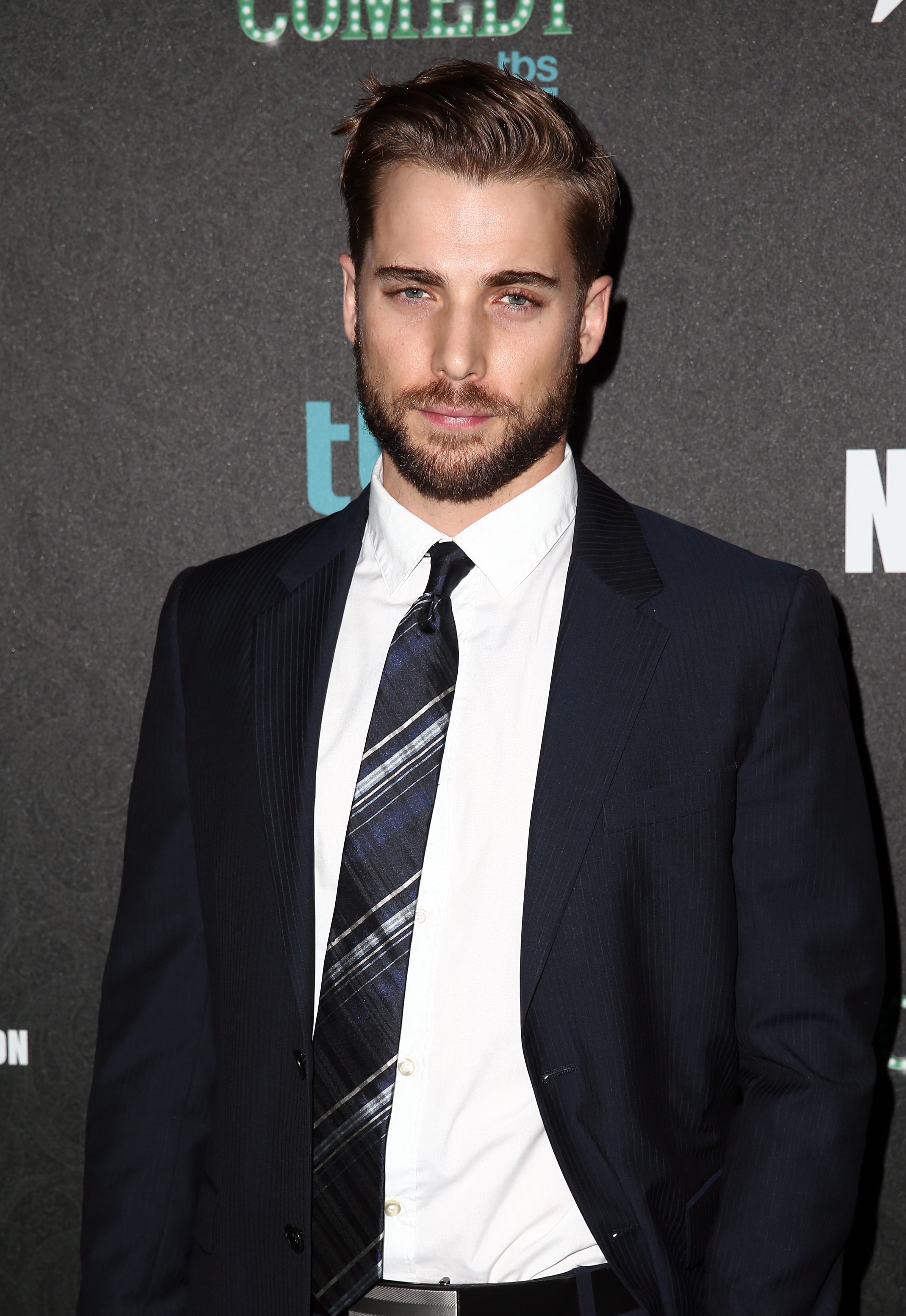 Celebs born in 1985