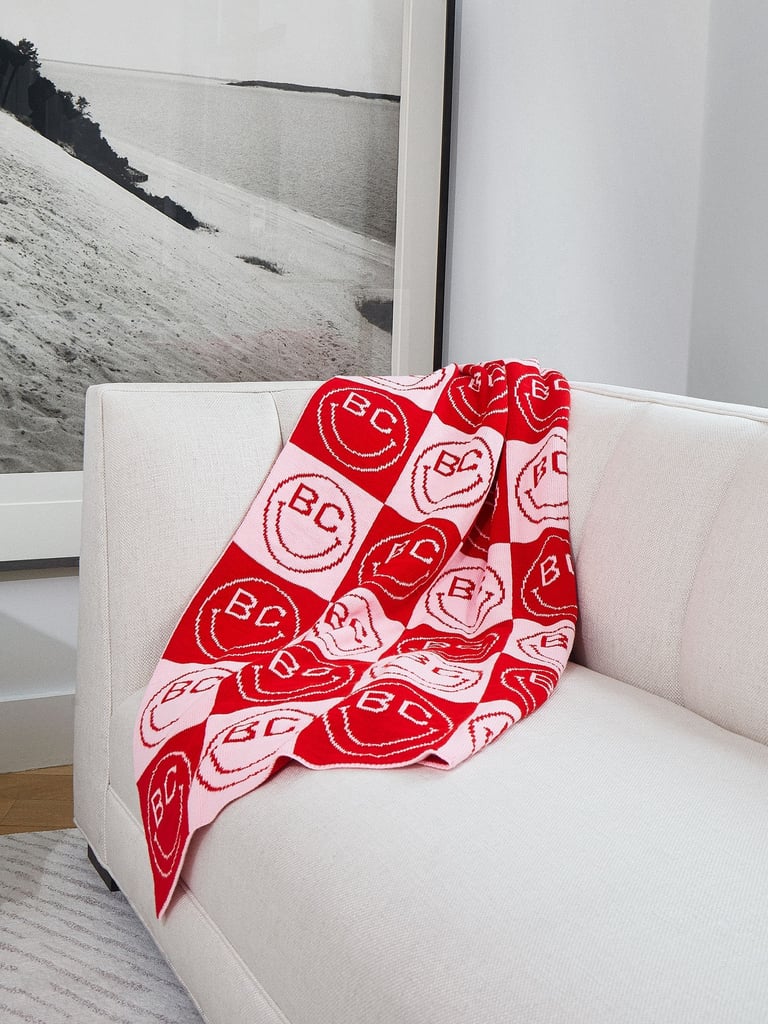 A Cute Smiley Face: BaubleBar The Alpha Throw: All Smiles