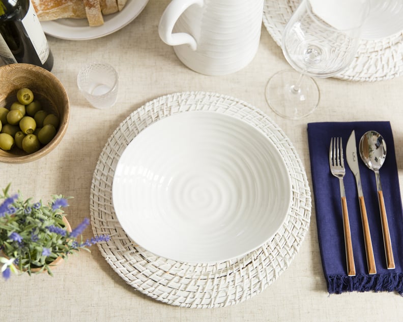 Clean and Contemporary Servingware