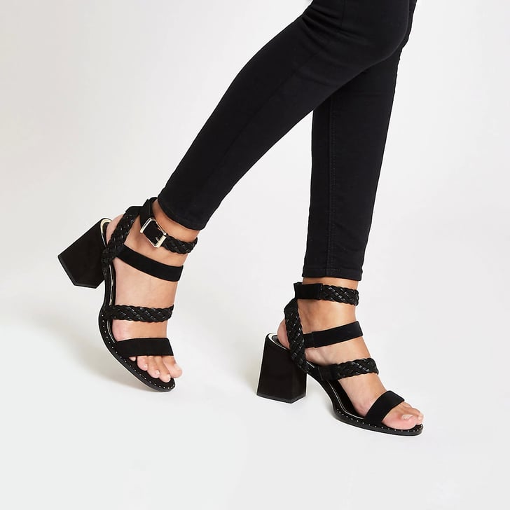 black sandals for wide feet