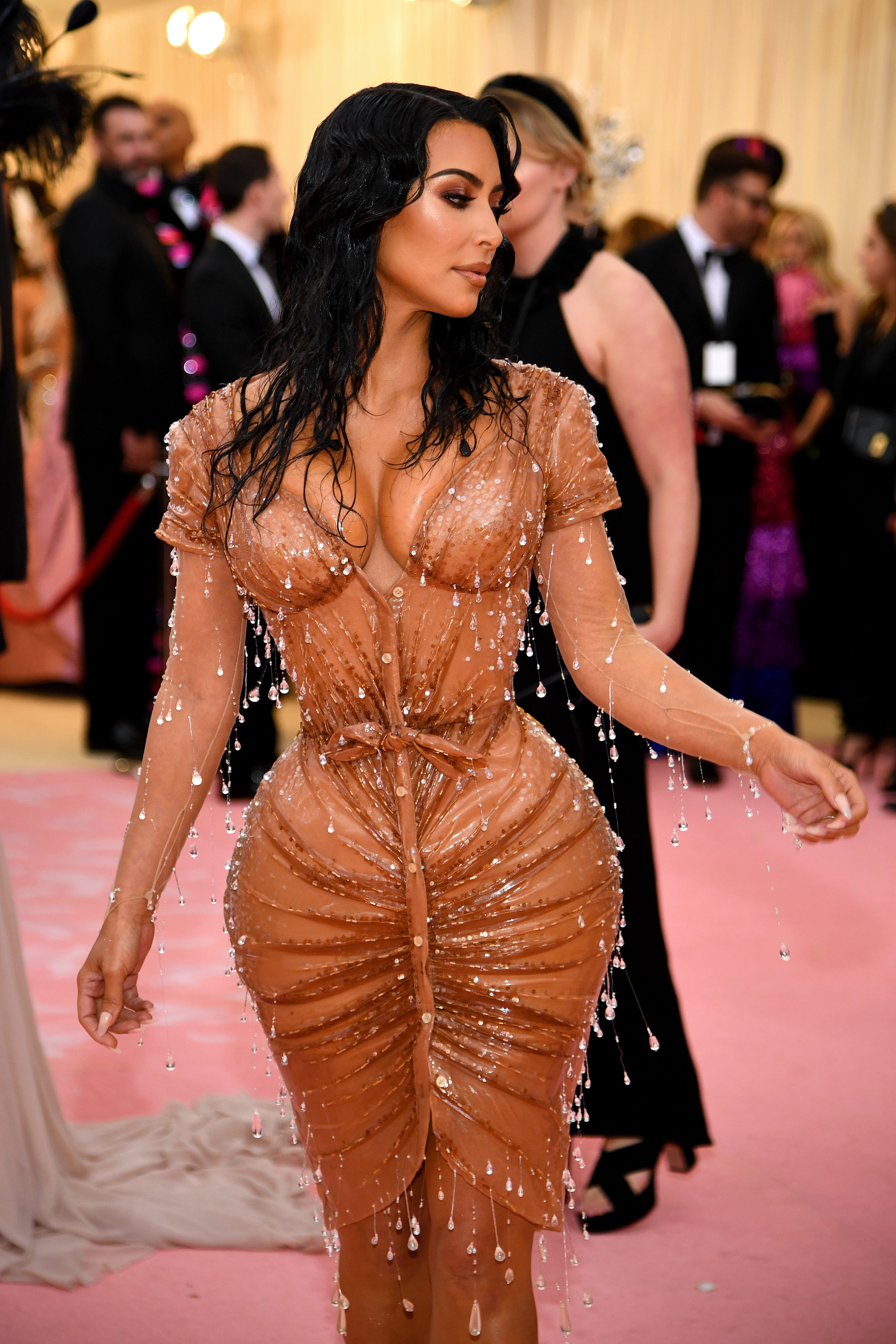 Kim kardashian 2025 drip dress