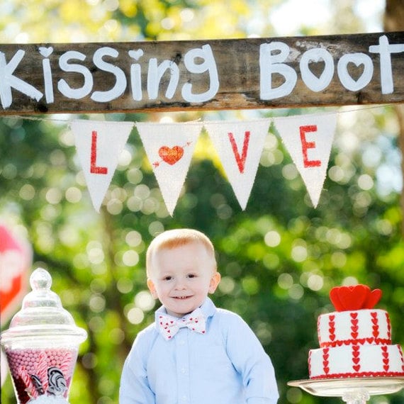 LOVE Banner