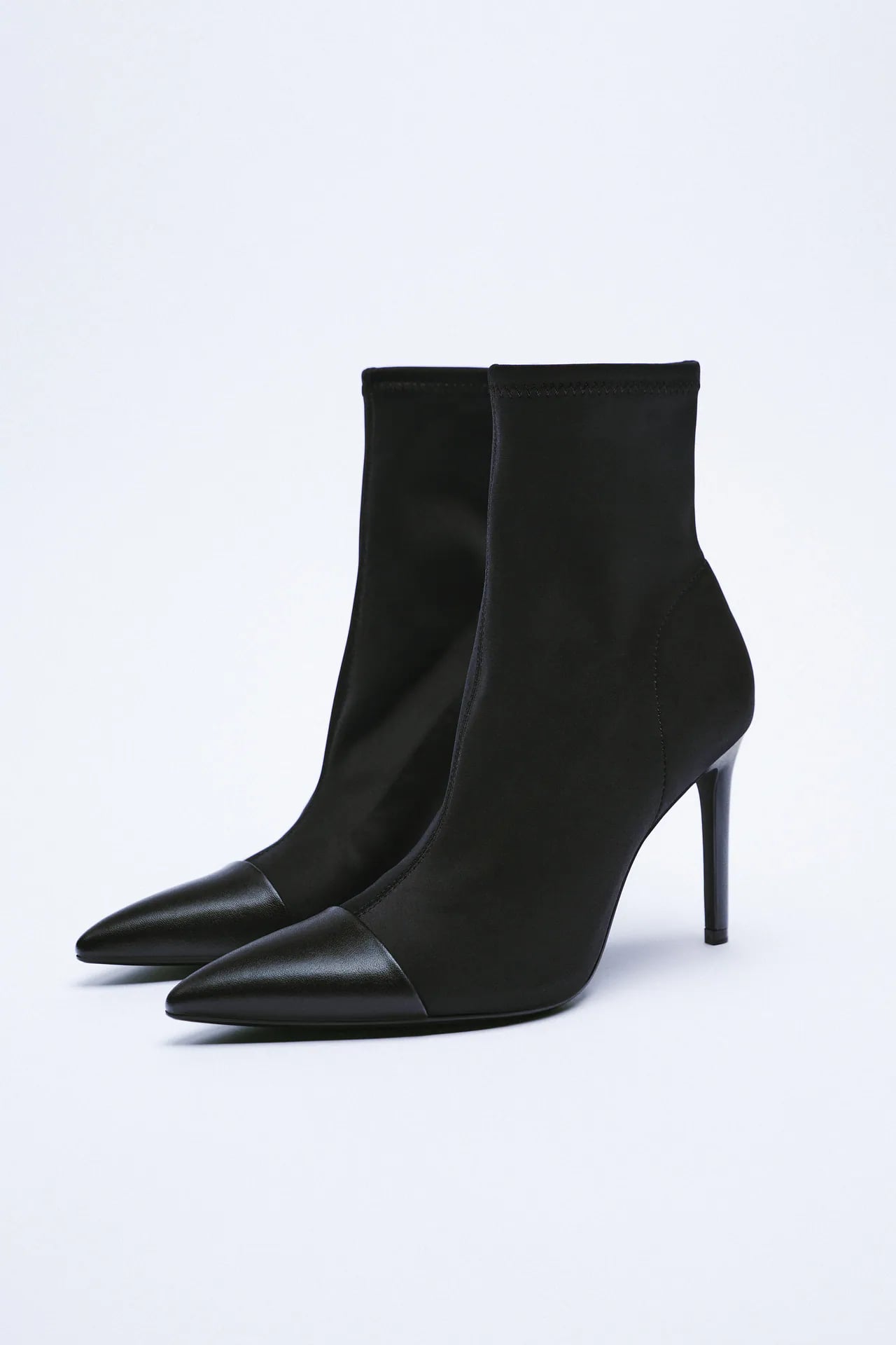 Sock ankle shop boots zara