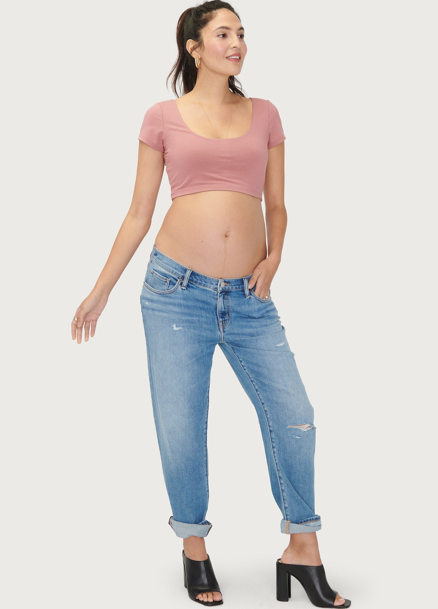 Loose Jeans: The Boyfriend Maternity Jean | Meghan Markle's Go-To Maternity Just Relaunched Pregnancy Jeans | Fashion Photo 4