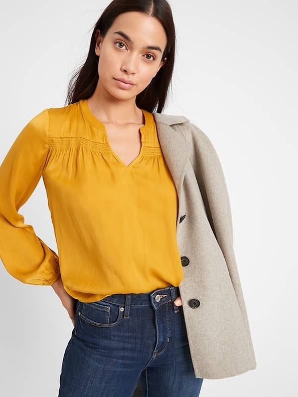 Banana republic clearance yellow blouse