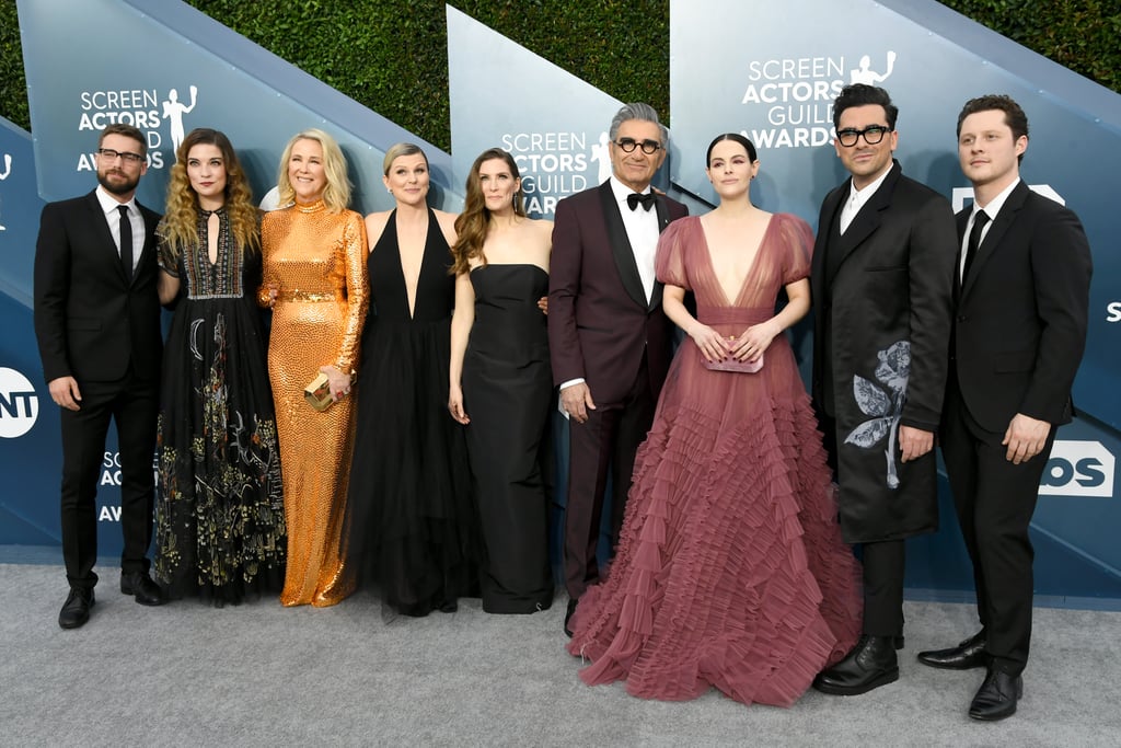 Dan Levy Wore a Rose Jacket to the SAG Awards 2020