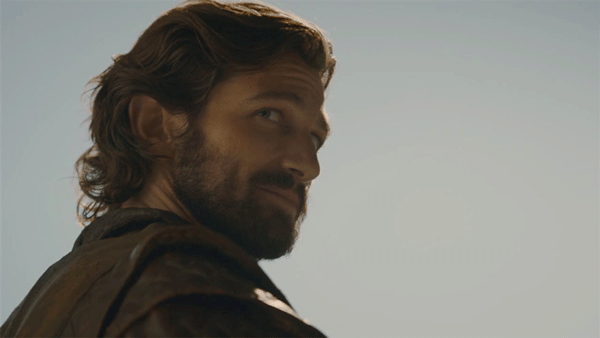 When Daario Naharis Flashes the Wink to End All Winks
